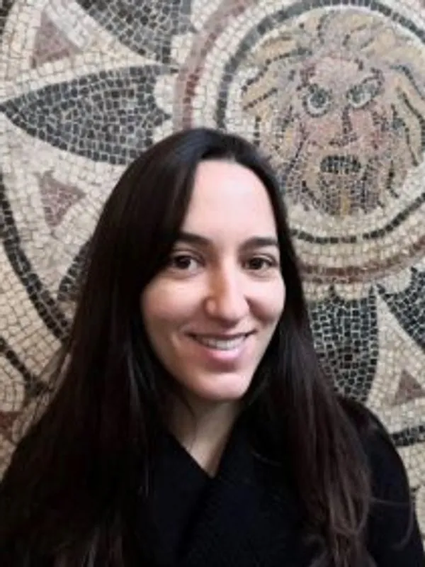 Headshot of Adriana Vazquez.