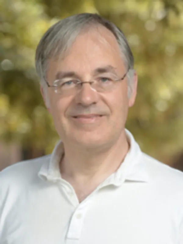 Headshot of Lothar von Falkenhausen.