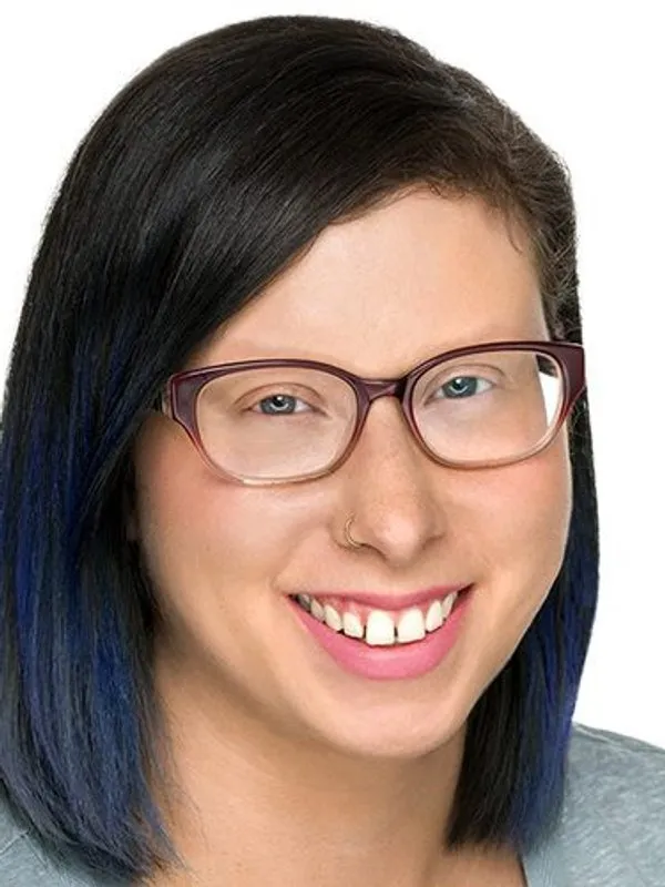 Headshot of Ashley Gallo.