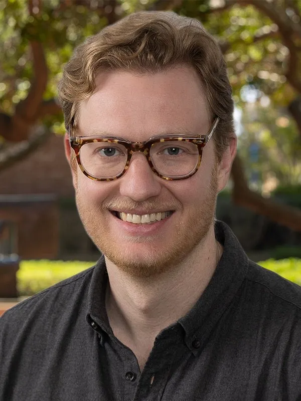 Headshot of Jonathan Winnerman.