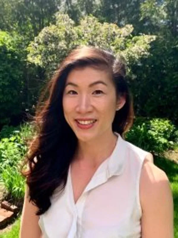Headshot of Kelly Nguyen.