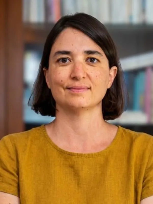 Headshot of Lamia Balafrej.